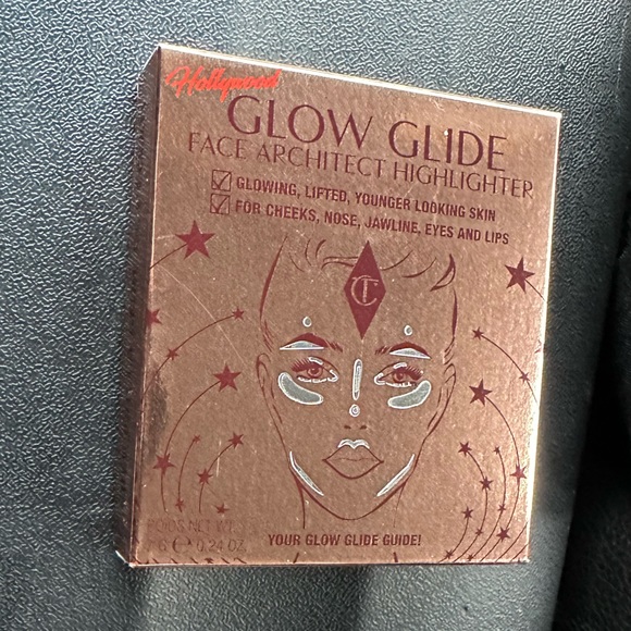 Charlotte Tilbury Hollywood Glow Glide Face Architect Highlighter in Gilded Glow - Picture 3 of 9